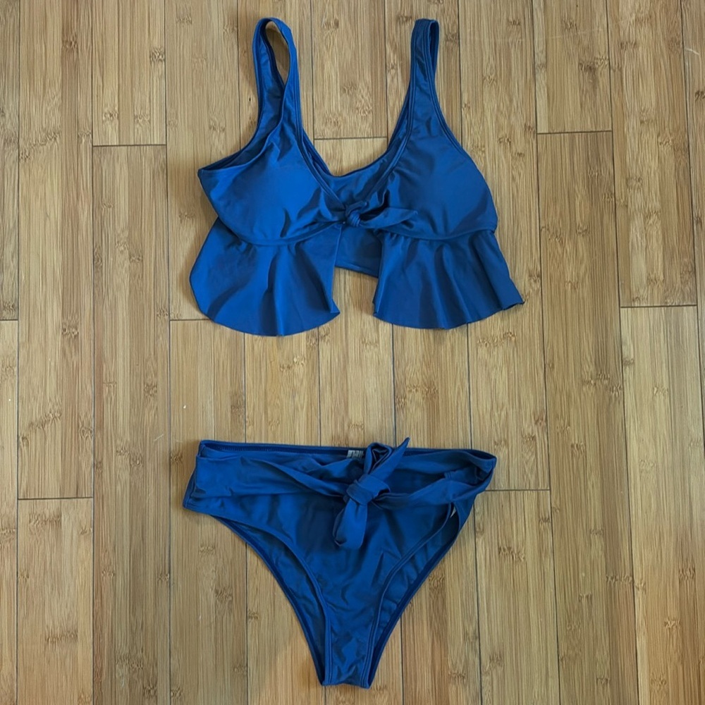 SHEIN Blue Ruffle Bikini Set